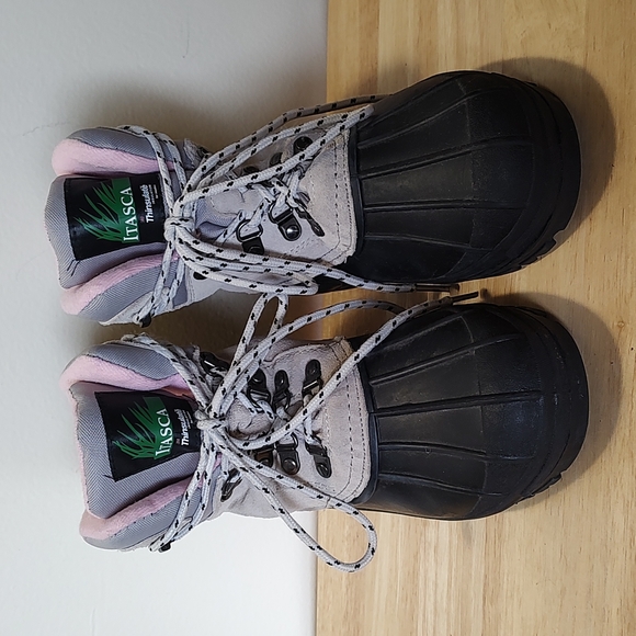 Winter Boots Itasca Thinsulate Womens Size 7 Pink and Gray Laces - Picture 2 of 8